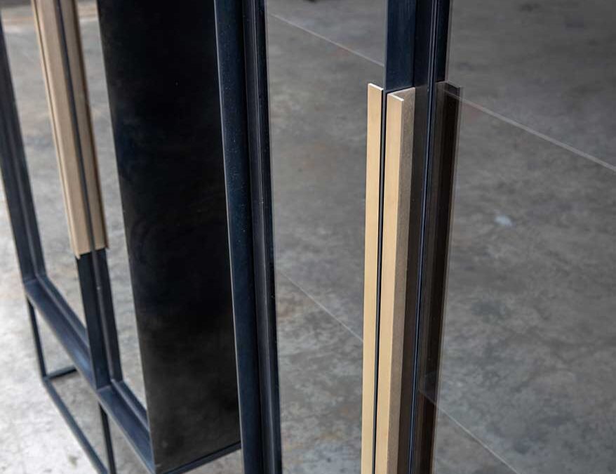 Display Cabinets – My New Vitrine, Ashorne 5